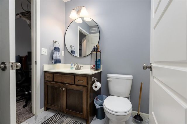 10523 N Randolph Avenue, Kansas City, MO 64157