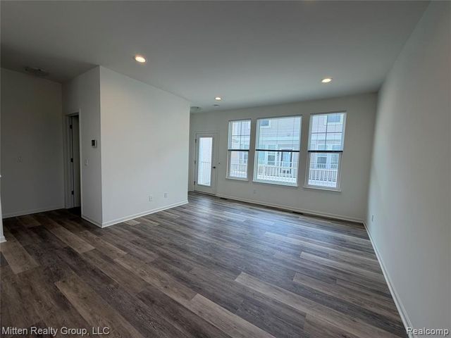 441 Wright Street 52, Wixom, MI 48393