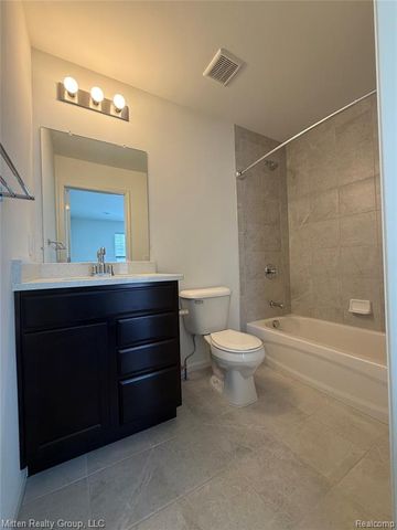 441 Wright Street 52, Wixom, MI 48393