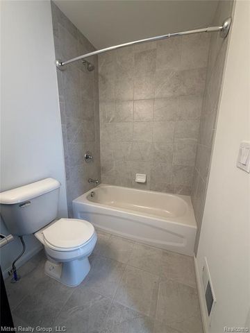 441 Wright Street 52, Wixom, MI 48393