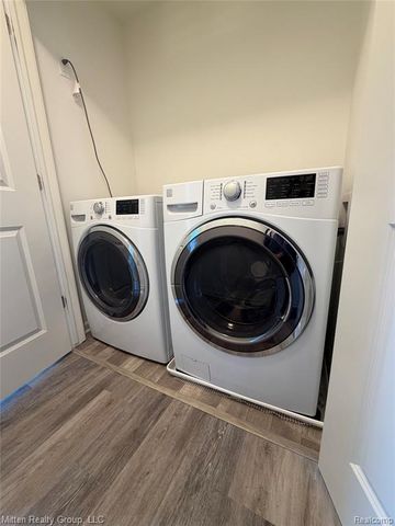 441 Wright Street 52, Wixom, MI 48393