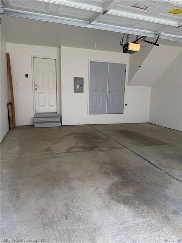 441 Wright Street 52, Wixom, MI 48393