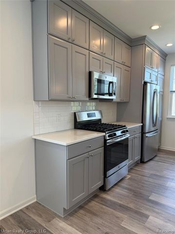 441 Wright Street 52, Wixom, MI 48393