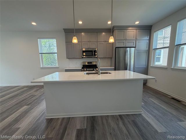 441 Wright Street 52, Wixom, MI 48393