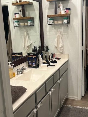 18984 Caney Forest Drive, New Caney, TX 77357