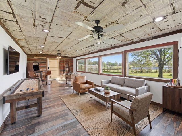 116 County Road 1559, Alba, TX 75410