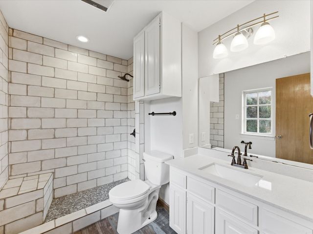 116 County Road 1559, Alba, TX 75410