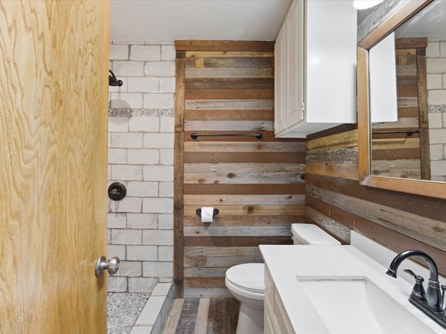 116 County Road 1559, Alba, TX 75410