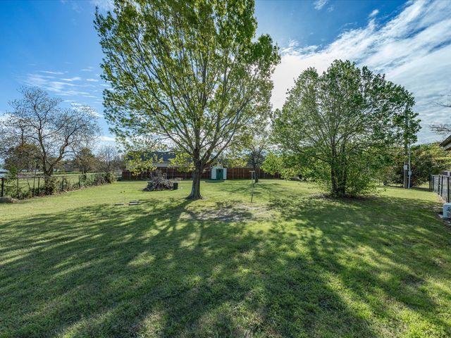 116 County Road 1559, Alba, TX 75410