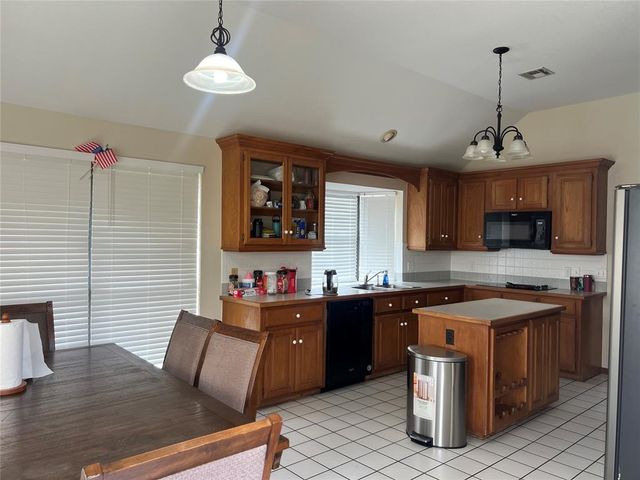 4109 W Castlerock Road, Norman, OK 73072