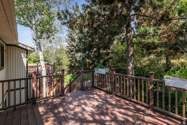 3205 E BELL CANYON RD, Sandy, UT 84092