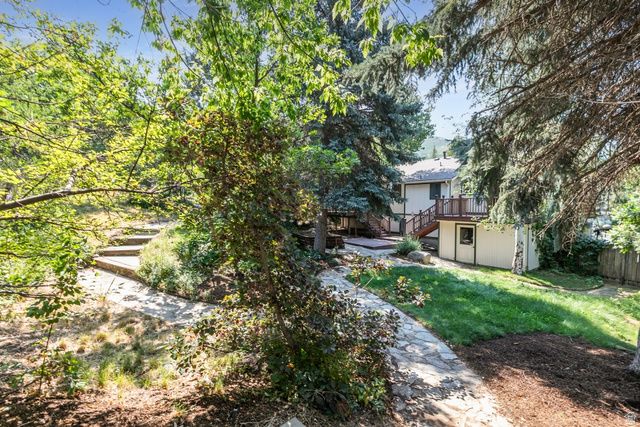 3205 E BELL CANYON RD, Sandy, UT 84092