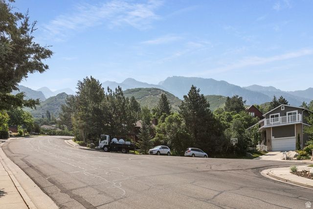 3205 E BELL CANYON RD, Sandy, UT 84092