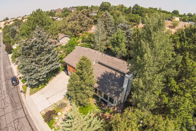 3205 E BELL CANYON RD, Sandy, UT 84092