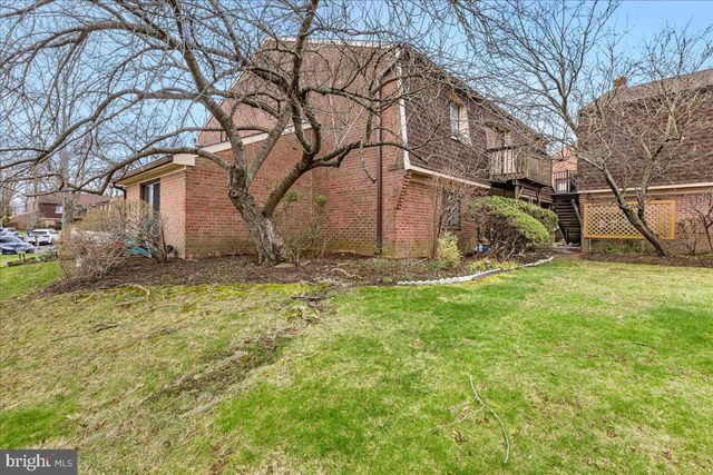 703 MEADOW WOODS, Lawrence Township, NJ 08648