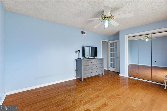 703 MEADOW WOODS, Lawrence Township, NJ 08648