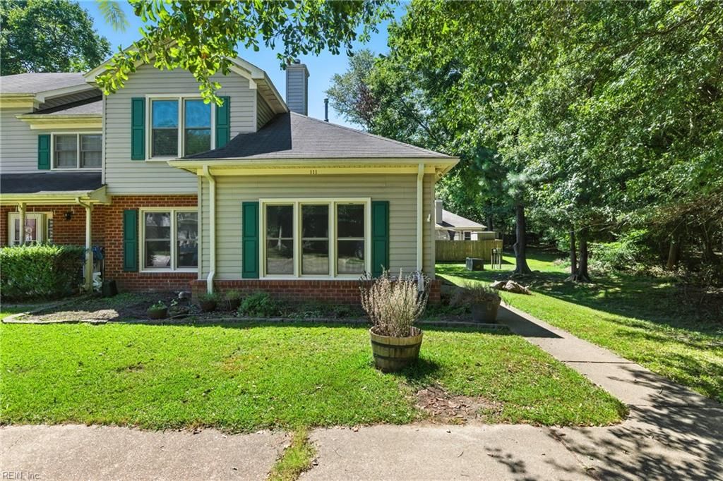 111 Hearthstone, Yorktown, VA 23692