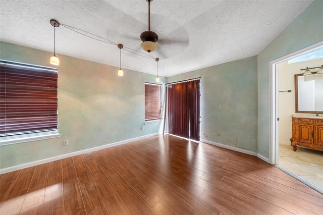 12311 Exbury Court, Tomball, TX 77377