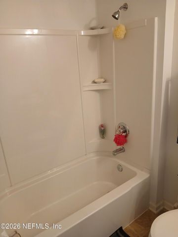 6389 PINEWOOD HILLS Drive, Jacksonville, FL 32218