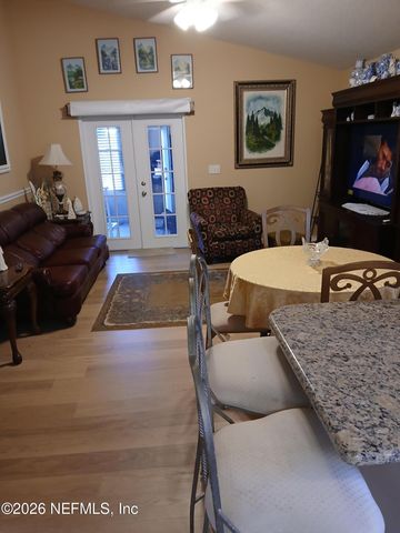 6389 PINEWOOD HILLS Drive, Jacksonville, FL 32218