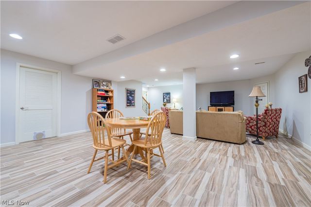 6901 Buck Horn Boulevard, Lorain, OH 44053