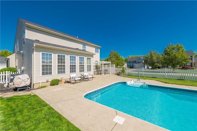 6901 Buck Horn Boulevard, Lorain, OH 44053
