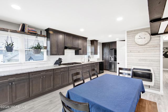 627 Tappan Street, Forked River, NJ 08731