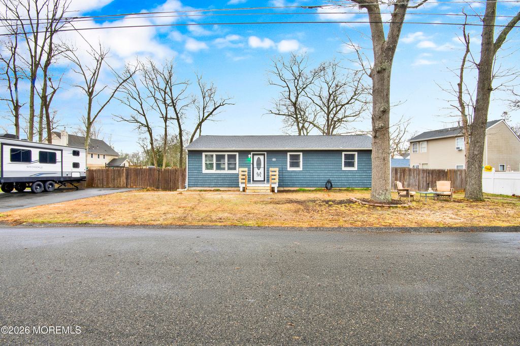 627 Tappan Street, Forked River, NJ 08731