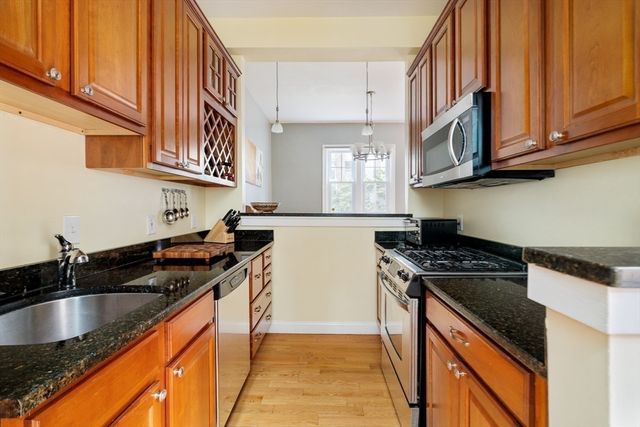 13 Hubbard Street B, Boston, MA 02130