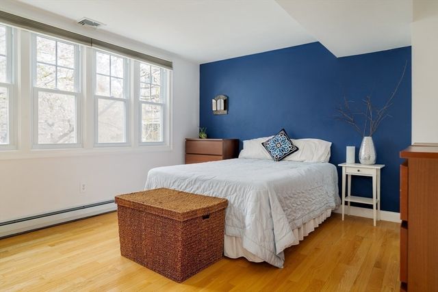 13 Hubbard Street B, Boston, MA 02130