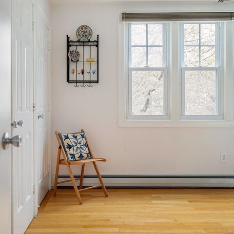 13 Hubbard Street B, Boston, MA 02130