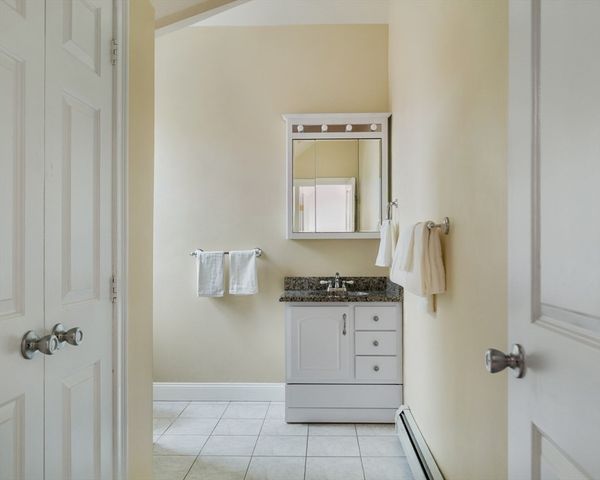 13 Hubbard Street B, Boston, MA 02130