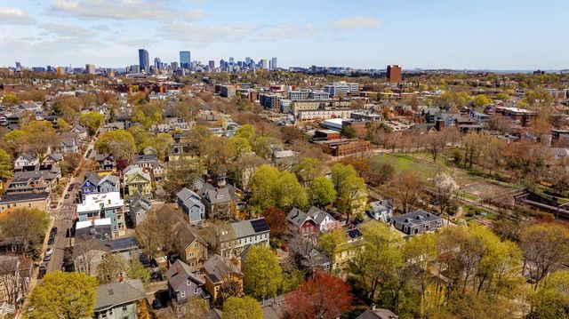 13 Hubbard Street B, Boston, MA 02130