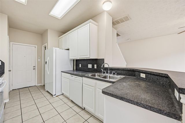 14322 Mooreview Lane, Houston, TX 77014