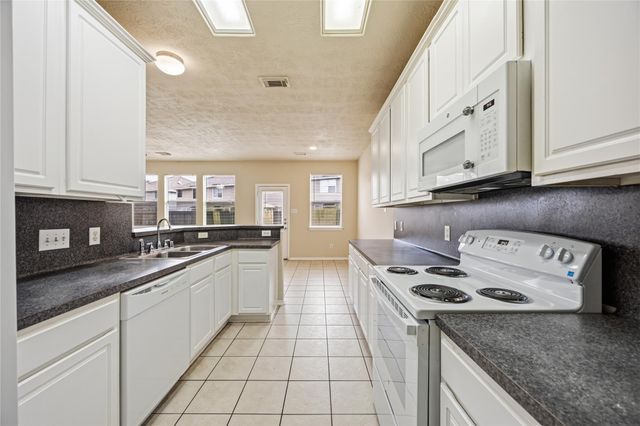 14322 Mooreview Lane, Houston, TX 77014