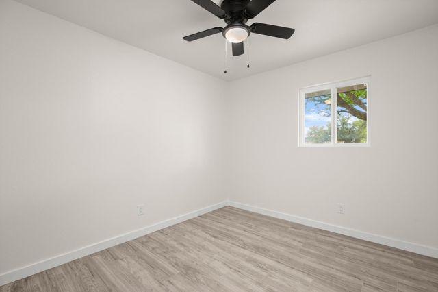 2100 Deadwood DR, Austin, TX 78744