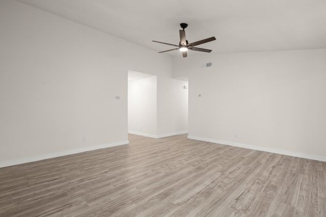 2100 Deadwood DR, Austin, TX 78744