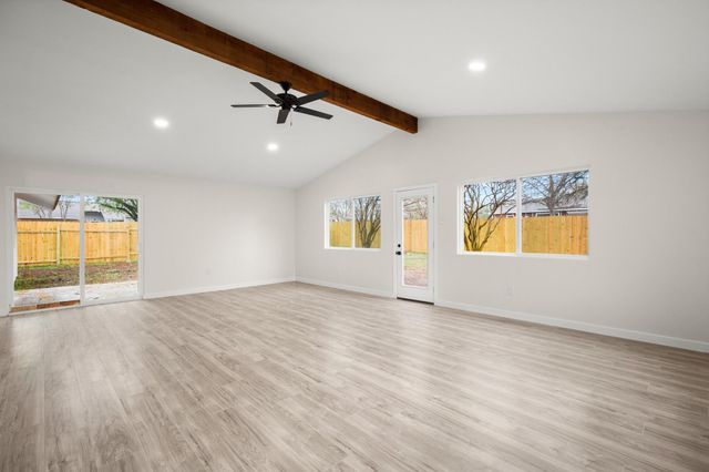 2100 Deadwood DR, Austin, TX 78744