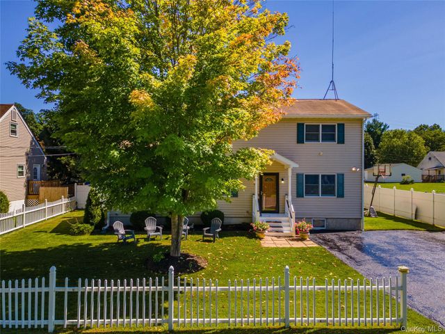 38 Elk Road, Hopewell Junction, NY 12533