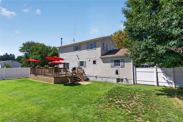 38 Elk Road, Hopewell Junction, NY 12533