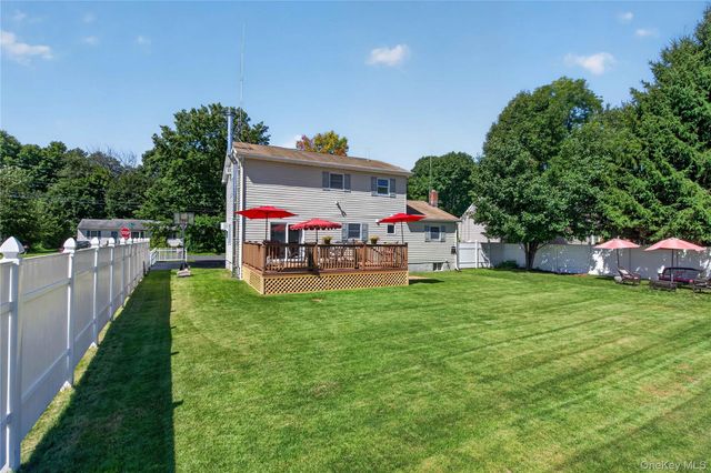38 Elk Road, Hopewell Junction, NY 12533