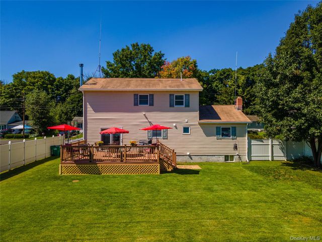 38 Elk Road, Hopewell Junction, NY 12533