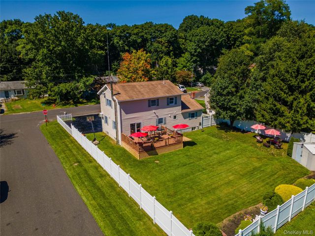 38 Elk Road, Hopewell Junction, NY 12533