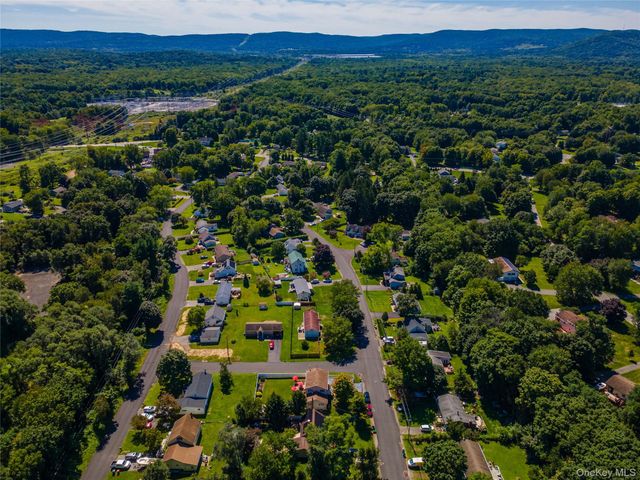 38 Elk Road, Hopewell Junction, NY 12533