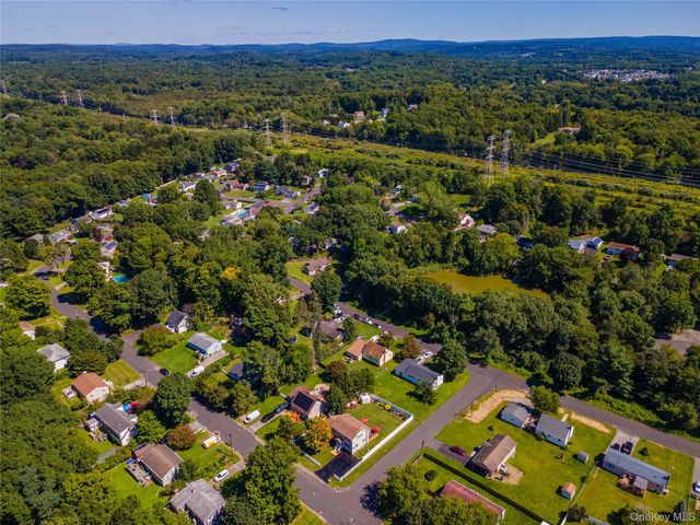 38 Elk Road, Hopewell Junction, NY 12533