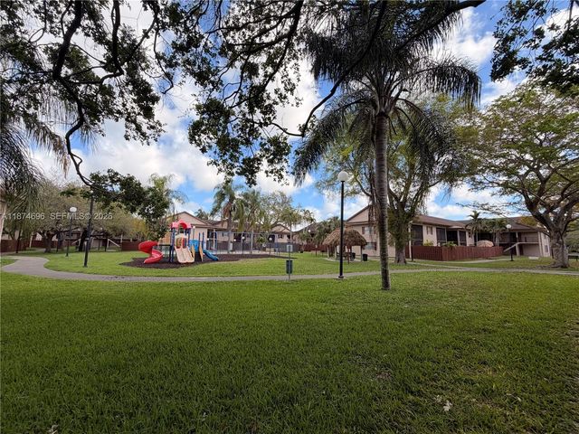 11295 SW 88th Street M109, Miami, FL 33176