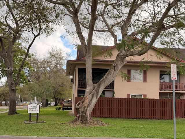 11295 SW 88th Street M109, Miami, FL 33176