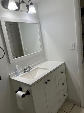 11295 SW 88th Street M109, Miami, FL 33176