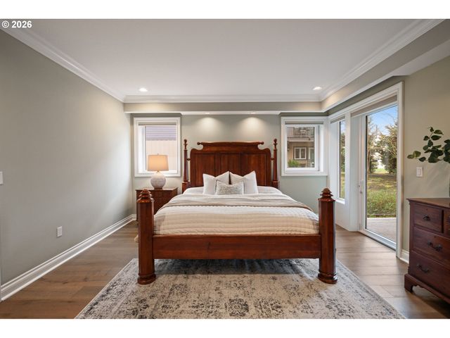 5841 Se COLUMBIA Way 104, Vancouver, WA 98661