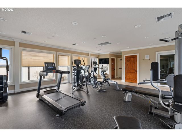 5841 Se COLUMBIA Way 104, Vancouver, WA 98661